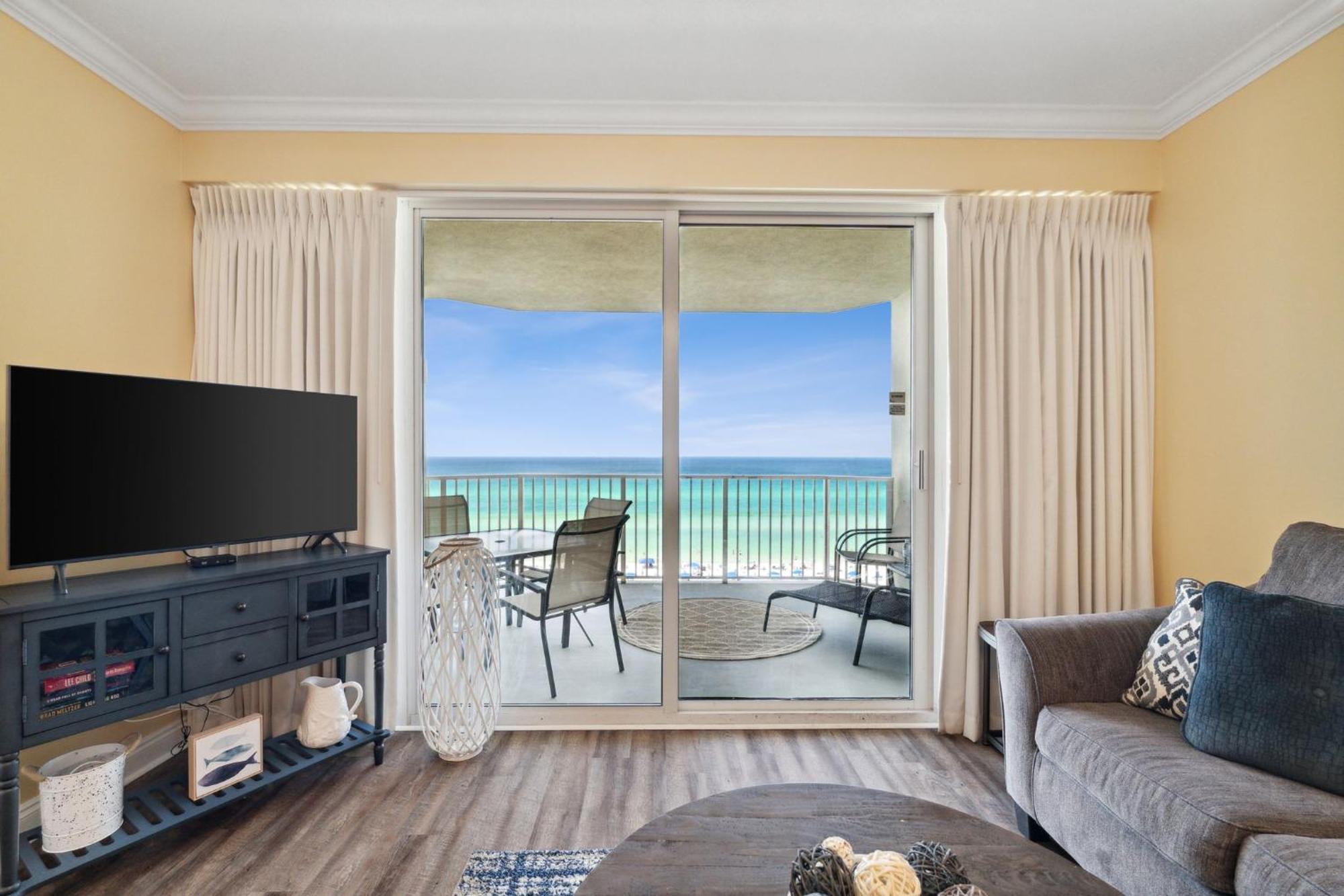 Boardwalk Beach Resort #604 By Book That Condo Panama Stadt Exterior foto